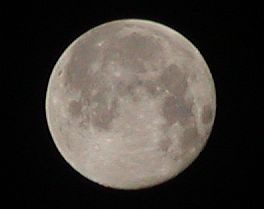 07.09.28.moon.jpg