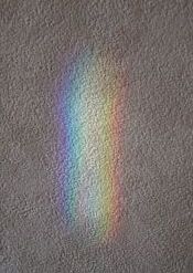 壁の虹